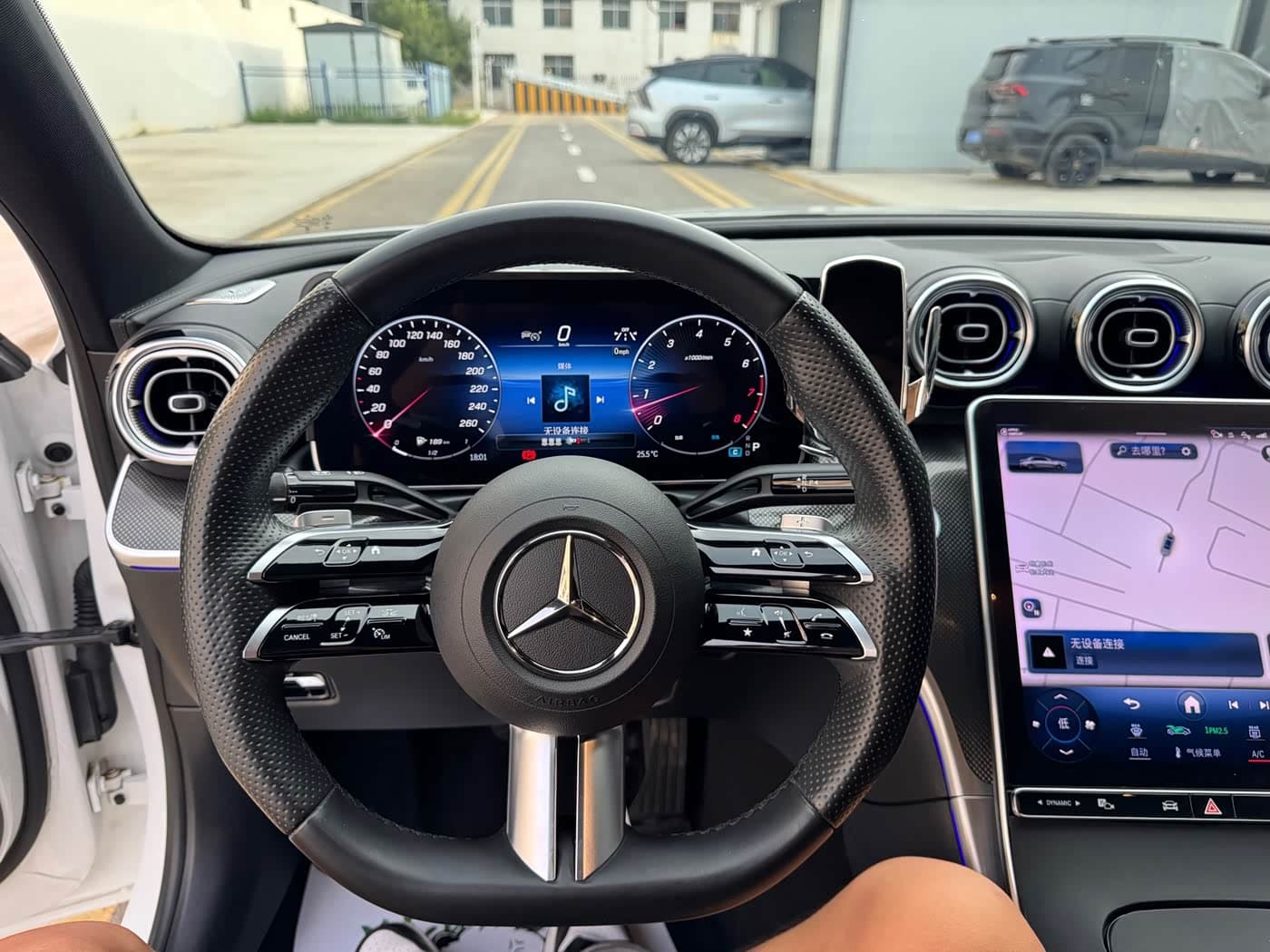 Mercedes-Benz C-Class 2023 — Фото 12/20