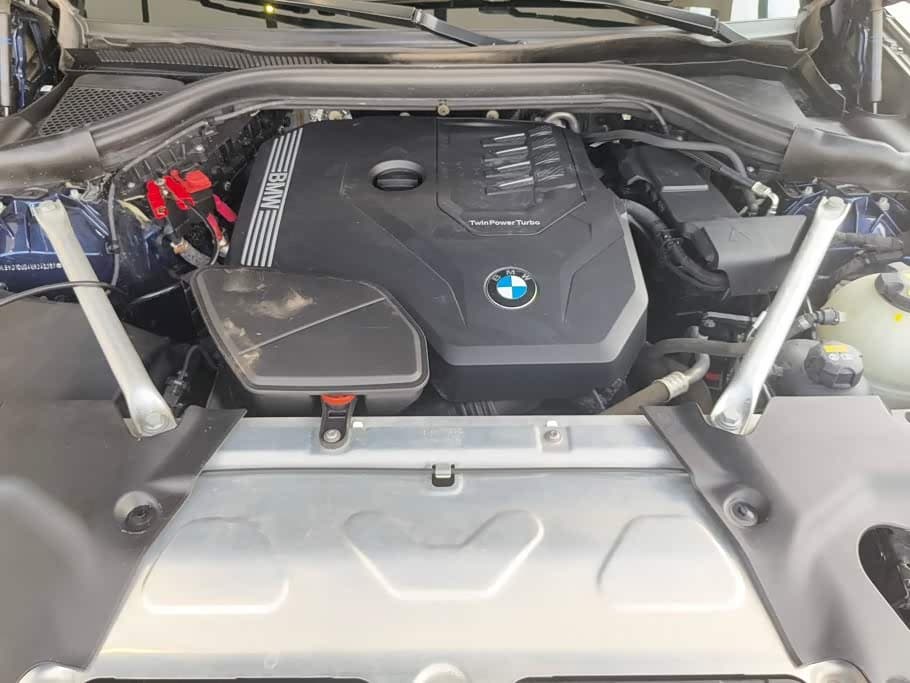 BMW X3 2022 — Фото 10/16