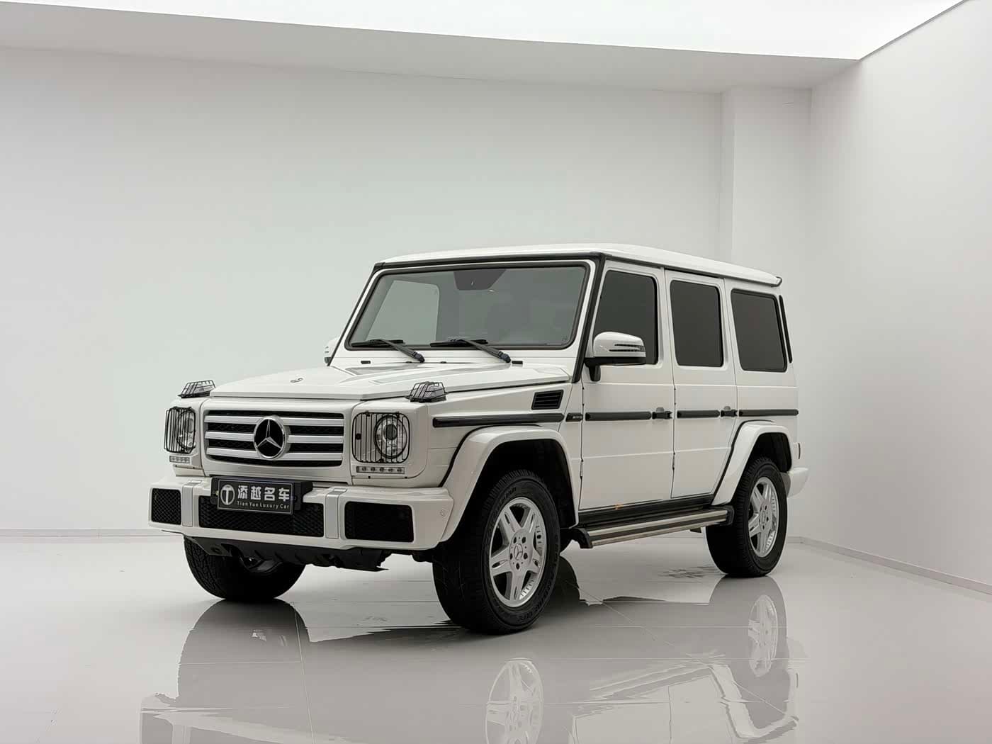 Mercedes-Benz G-Class 2018 — Фото 1/16