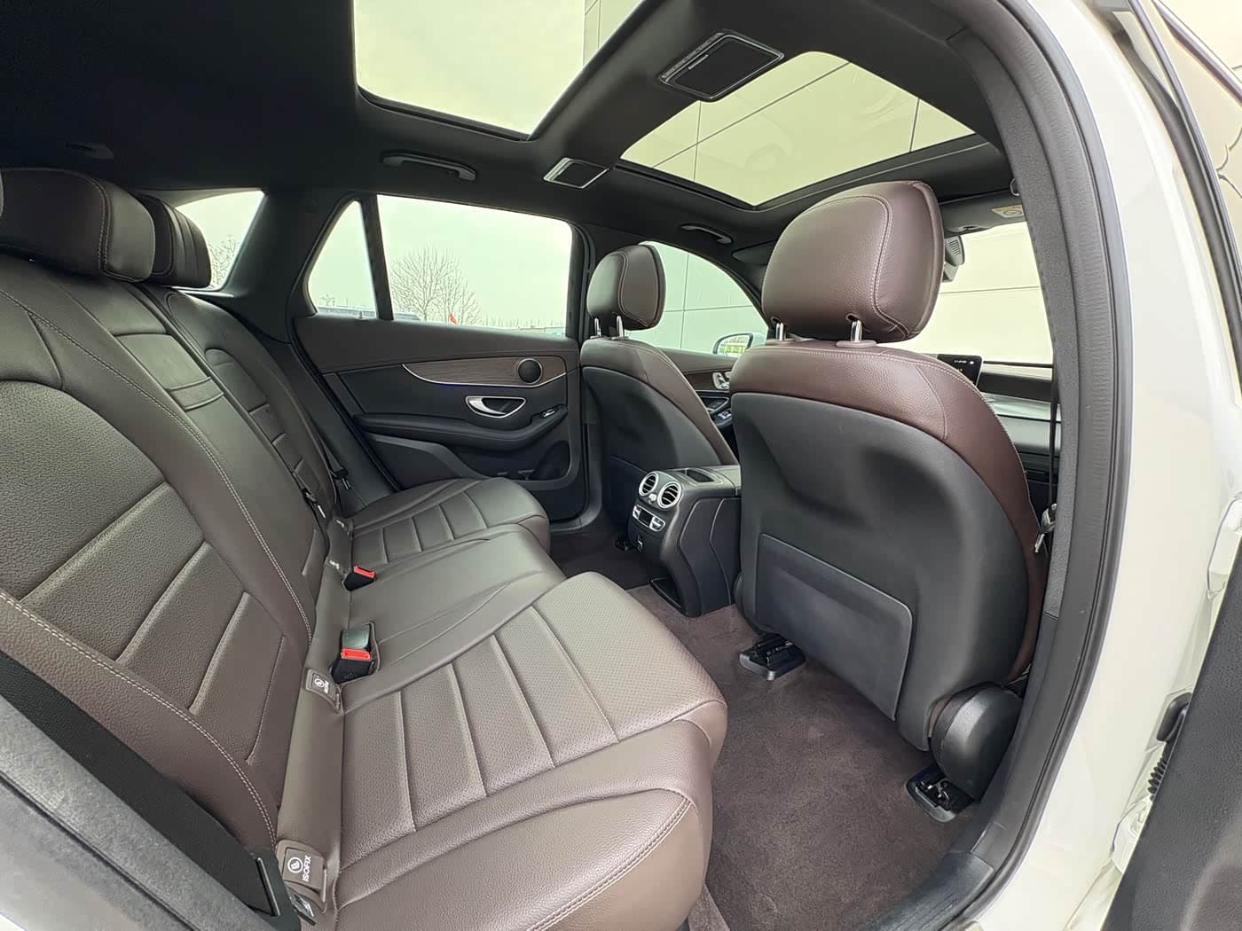 Mercedes-Benz GLC 2022 — Фото 15/17