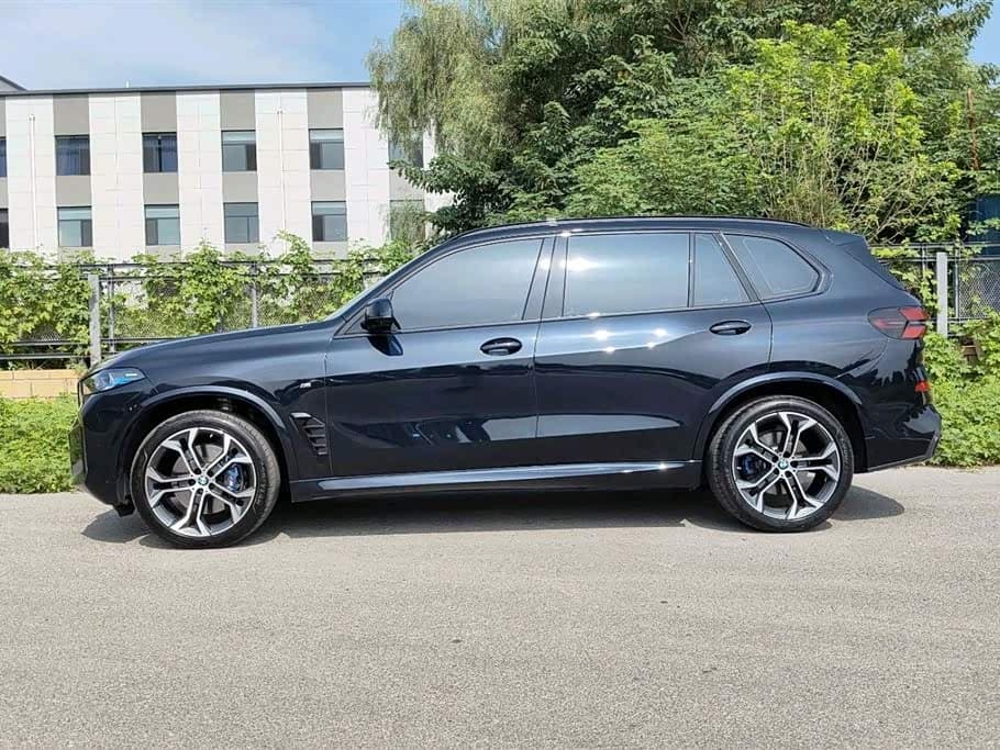 BMW X5 2025 — Фото 3/15