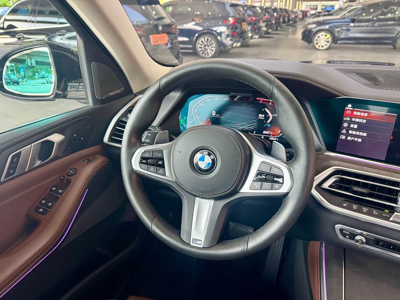 BMW X5 2019 — Фото 9/18