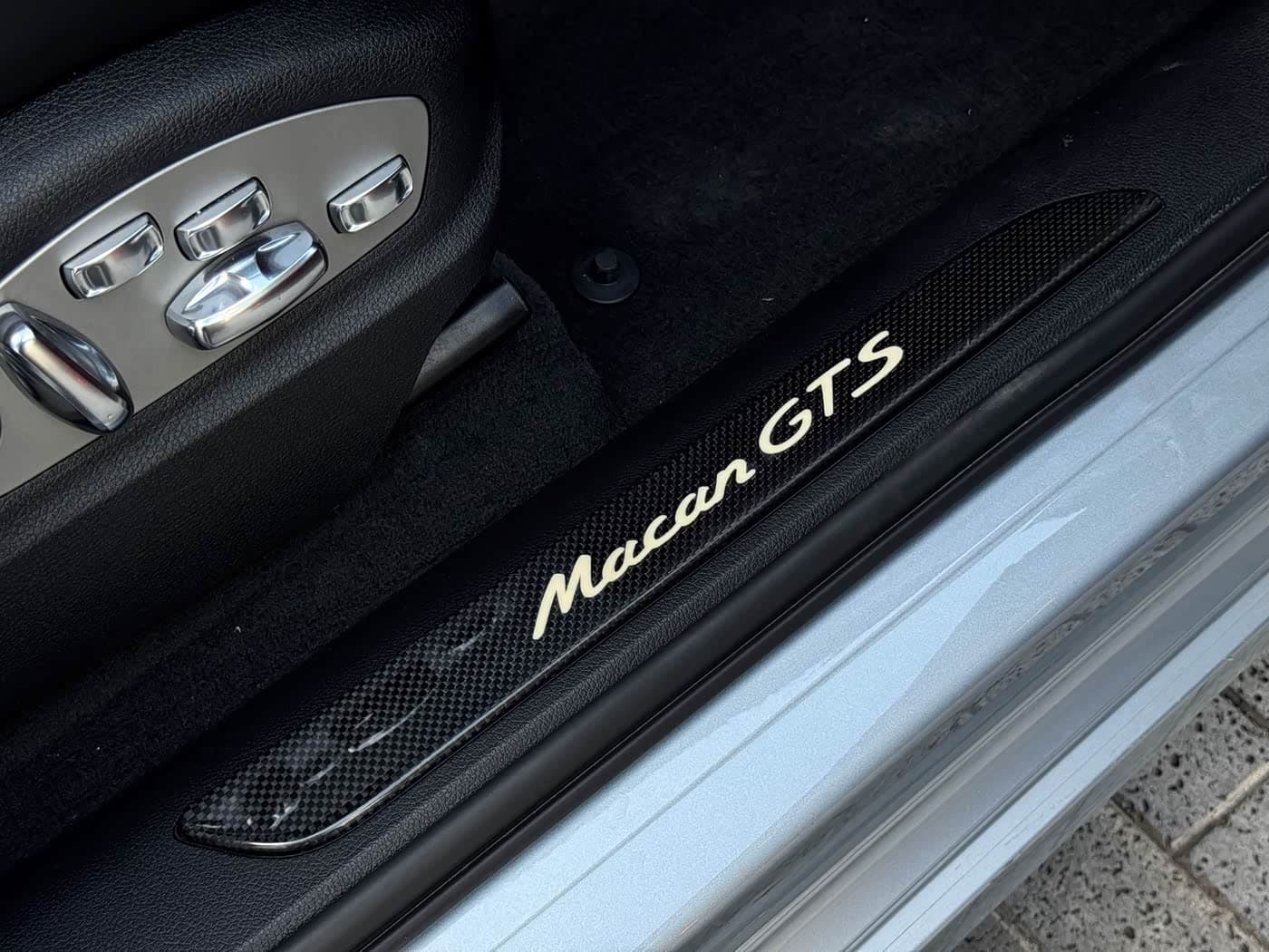 Porsche Macan 2022 — Фото 19/20