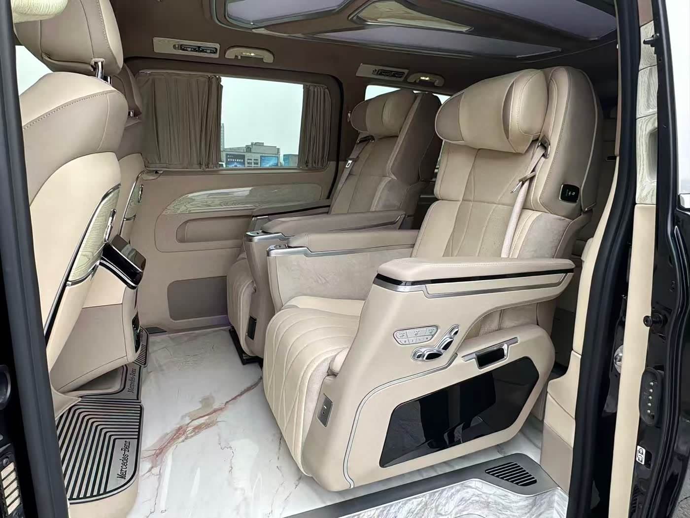 Mercedes-Benz Vito 2023 — Фото 14/15
