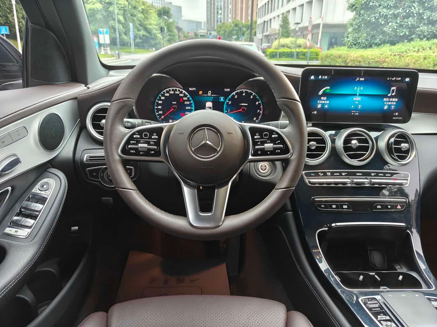 Mercedes-Benz GLC 2021 — Фото 12/15