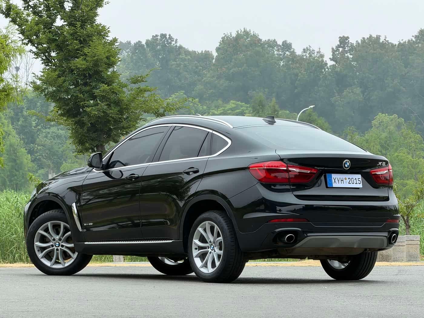 BMW X6 2016 — Фото 16/17