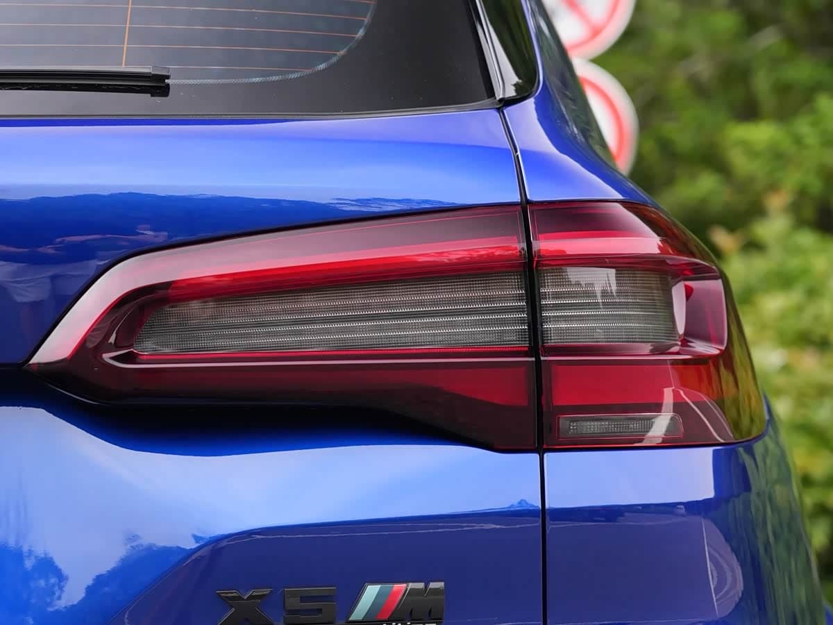 BMW X5 M 2021 — Фото 14/16