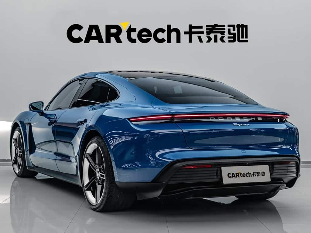 Porsche Taycan 2022 — Фото 5/20