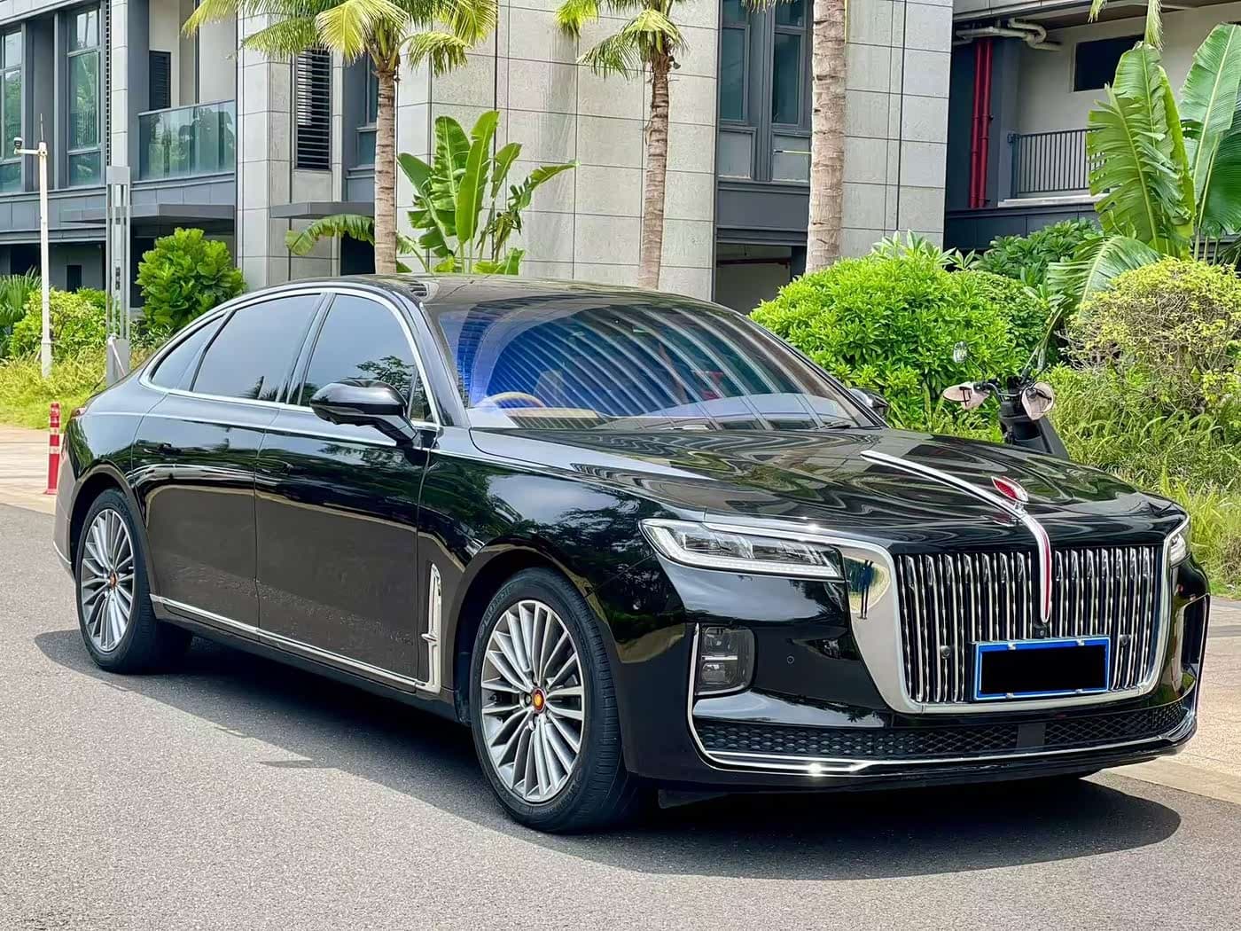 Hongqi H9 2022 — Фото 3/20