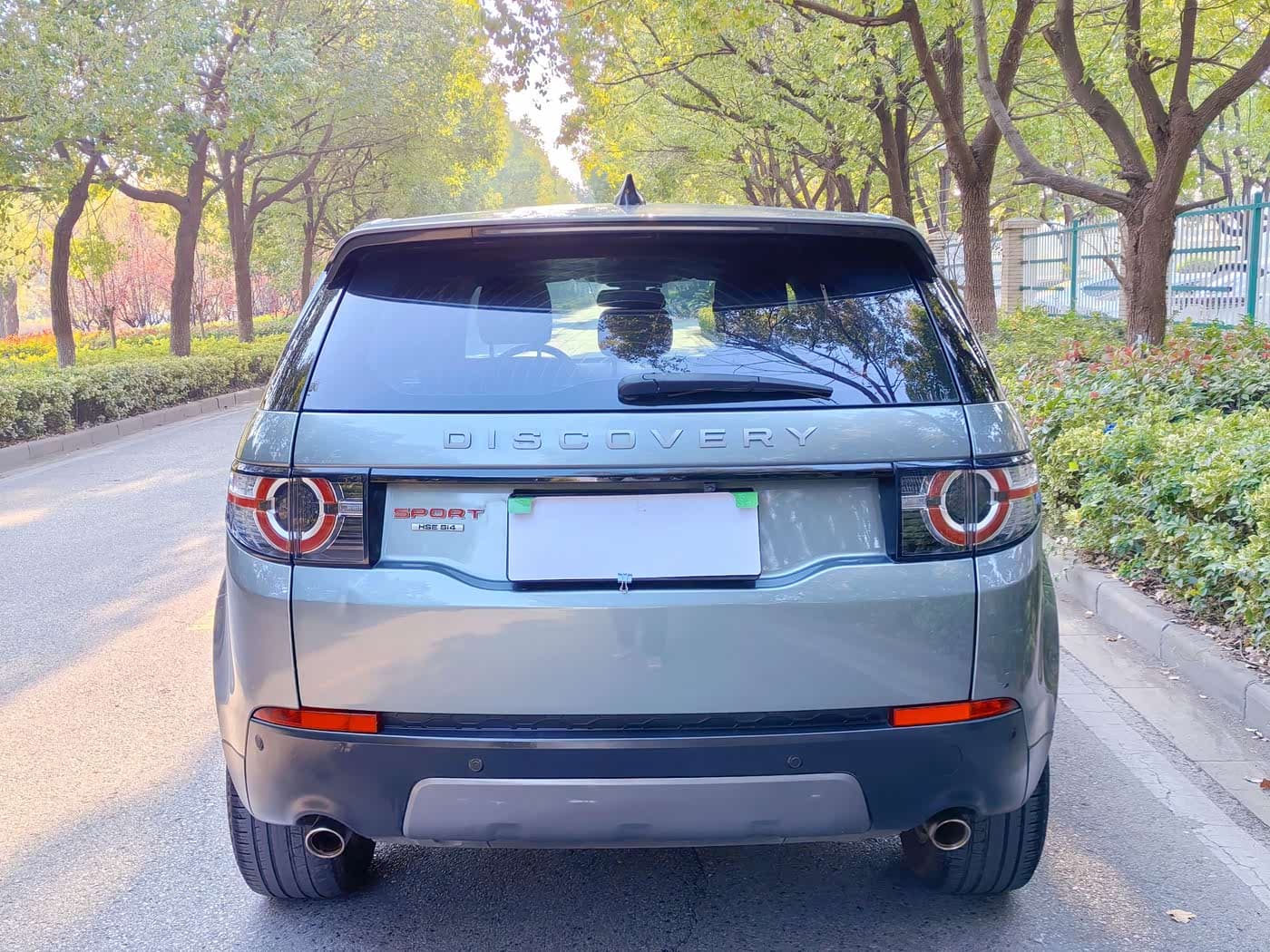 Land Rover Discovery Sport 2019 — Фото 17/17