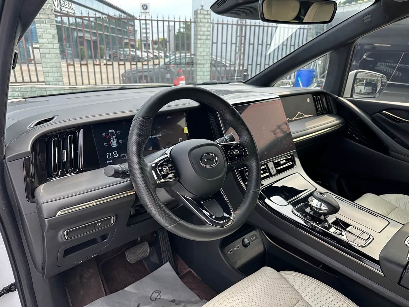 GAC Trumpchi Trumpchi M8 2023 — Фото 10/16