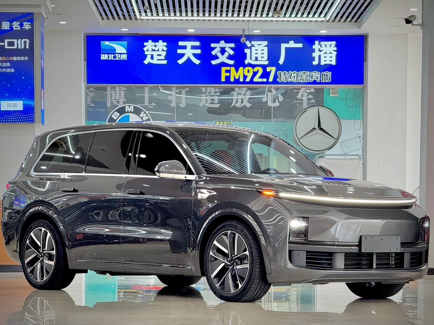 Li Auto Li Xiang L9 2023 — Фото 4/17