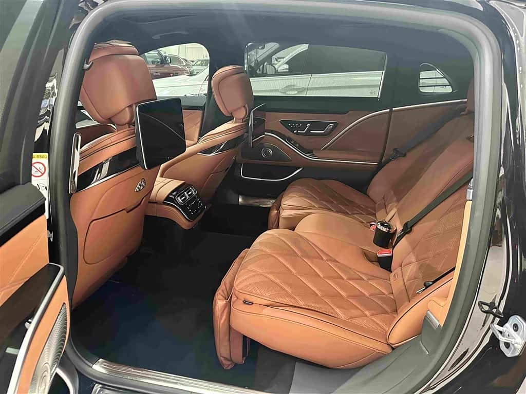 Mercedes-Benz Maybach S-Class 2023 — Фото 12/19