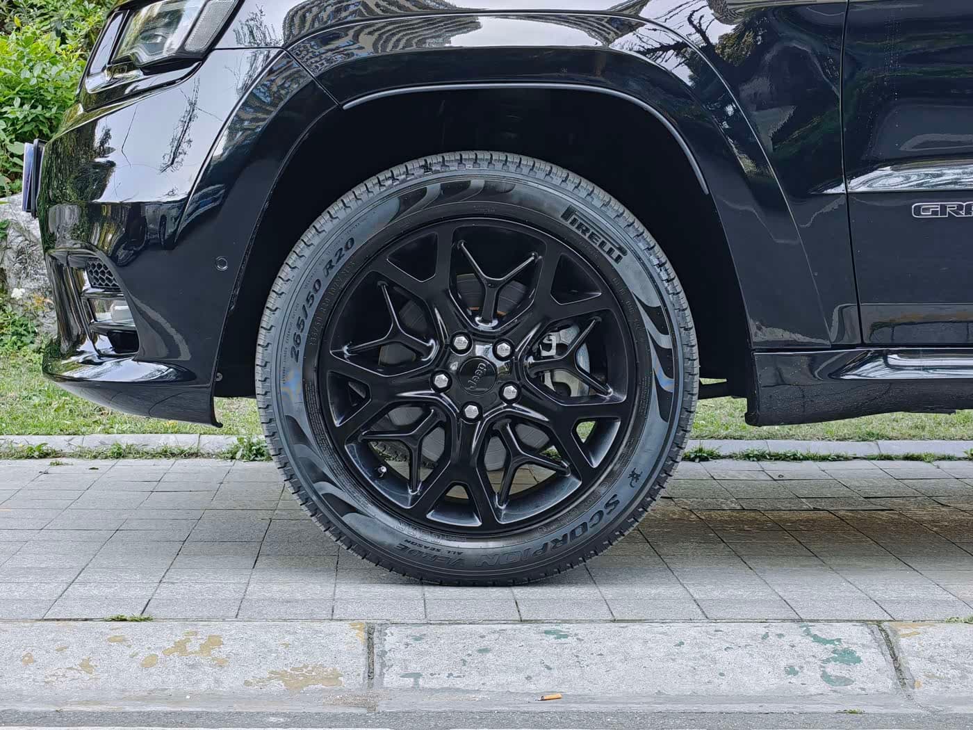 Jeep Grand Cherokee 2022 — Фото 7/20