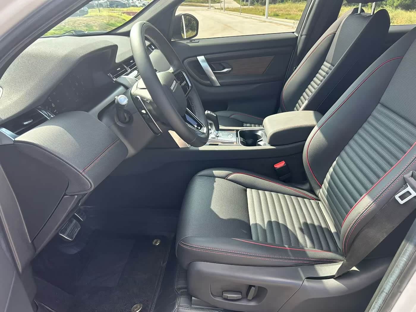 Land Rover Discovery Sport 2022 — Фото 4/9