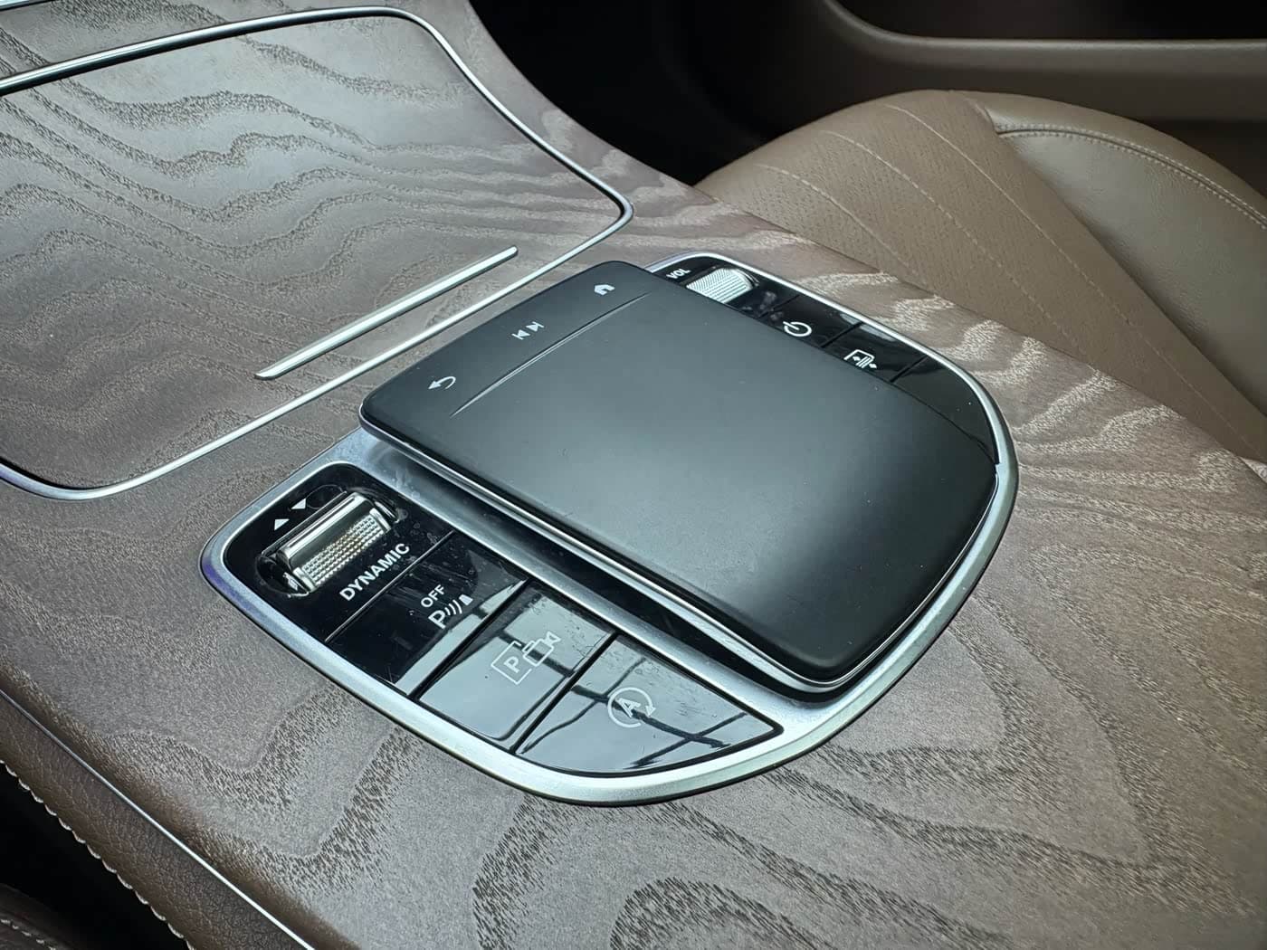 Mercedes-Benz E-Class 2020 — Фото 10/18