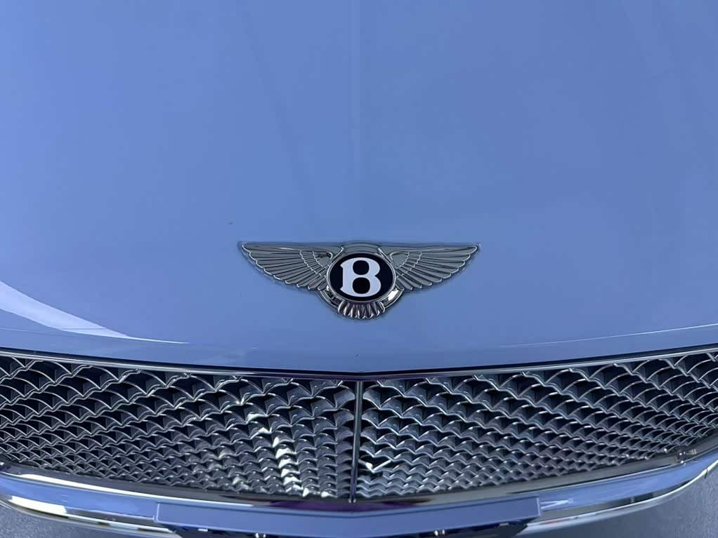 Bentley Bentayga 2021 — Фото 4/20