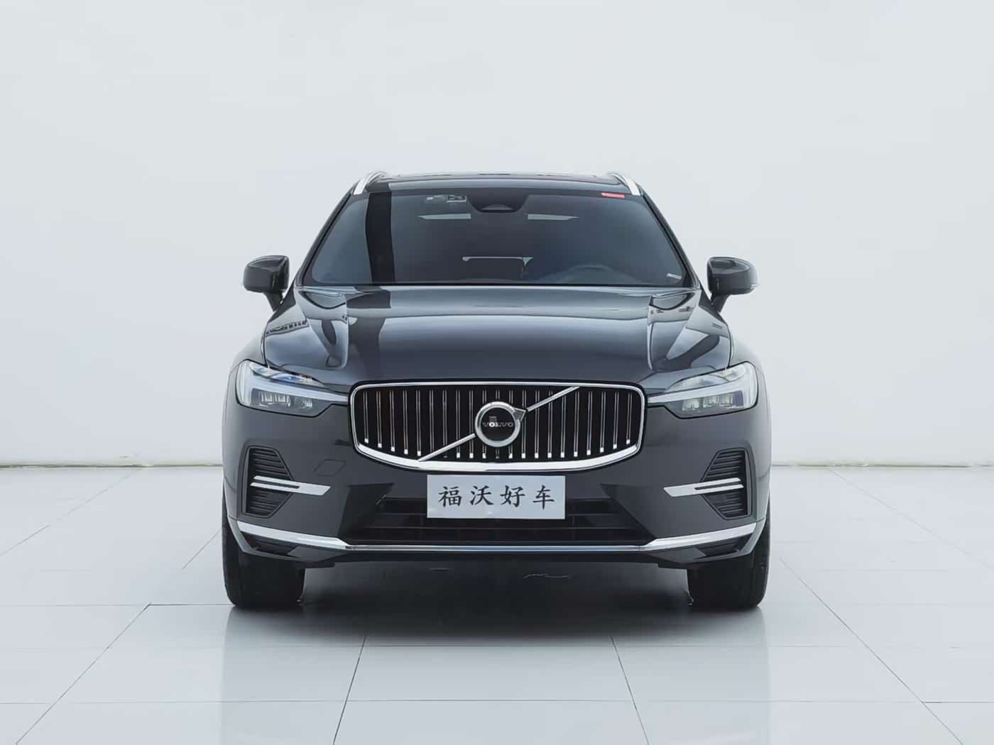 Volvo XC60 2022 — Фото 2/20