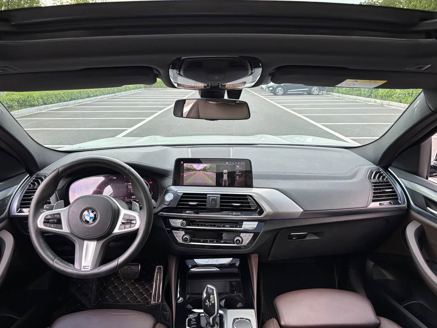 BMW X4 2021 — Фото 13/20