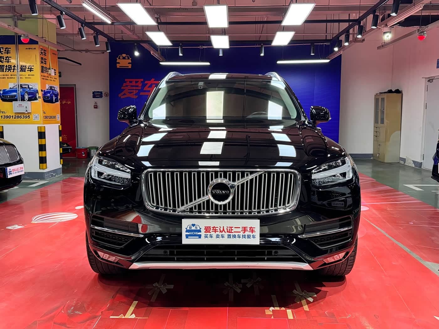 Volvo XC90 2019 — Фото 2/20