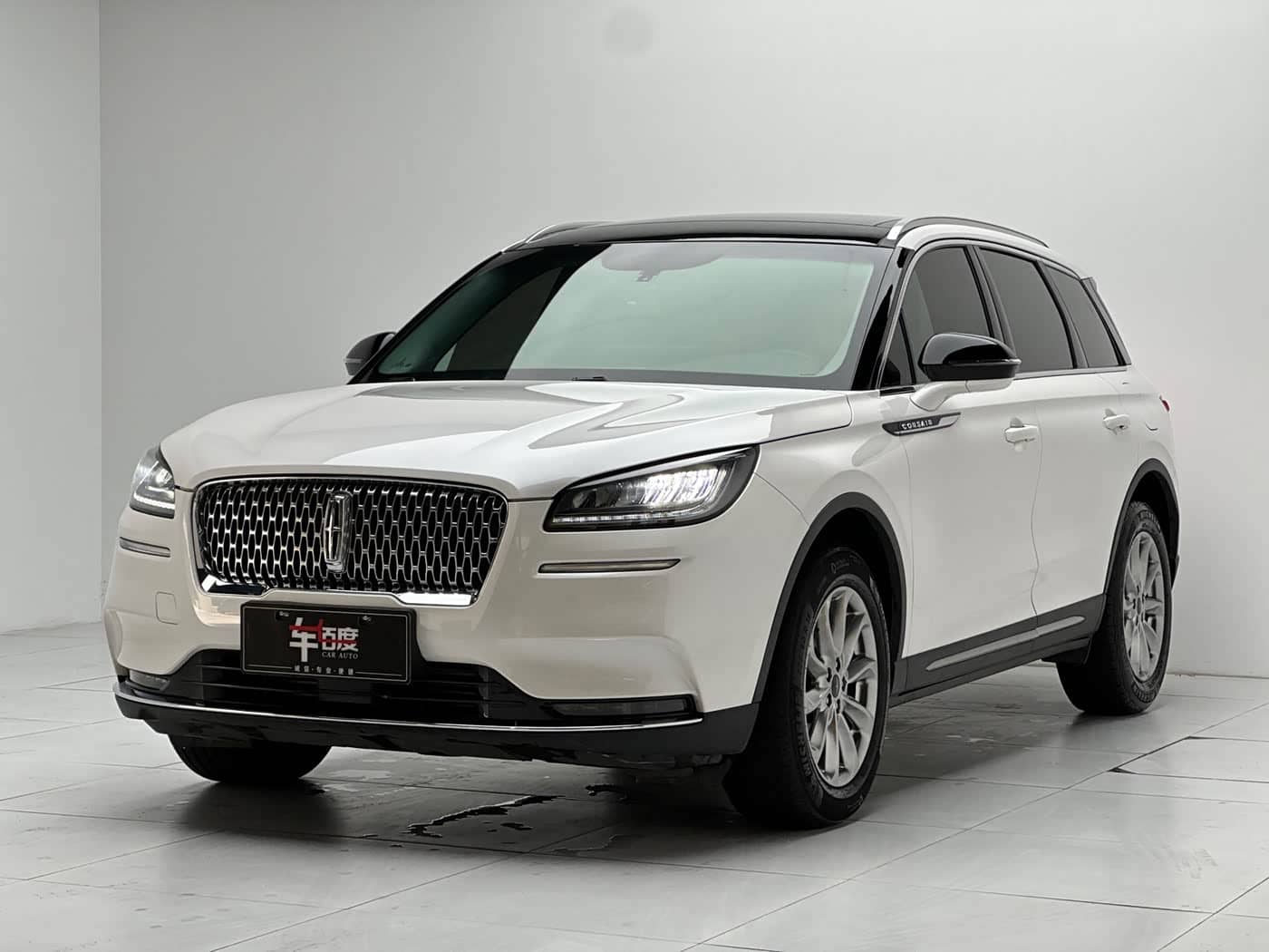 Lincoln Adventurer, 2020