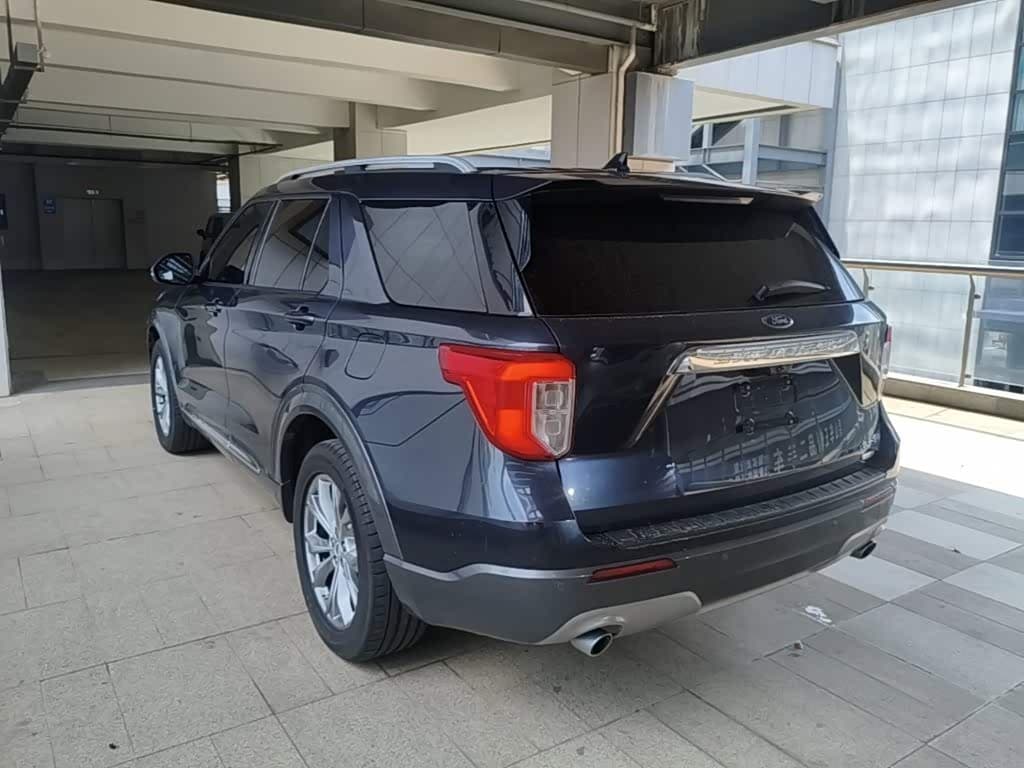 Ford Explorer 2020 — Фото 5/20