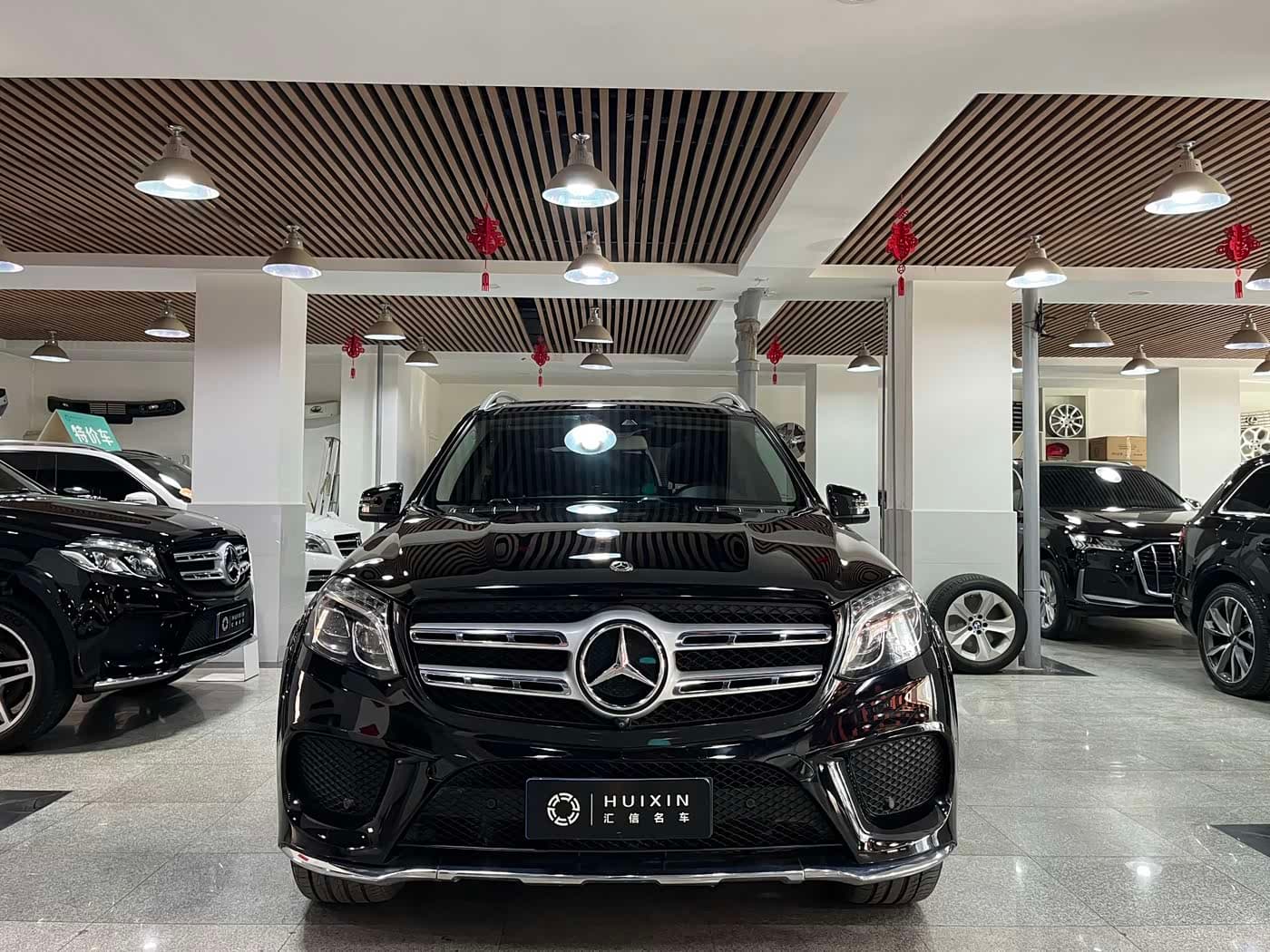 Mercedes-Benz GLS 2018 — Фото 2/20
