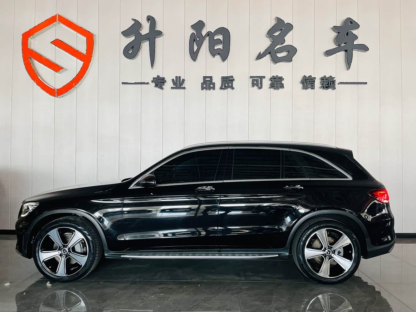 Mercedes-Benz GLC 2023 — Фото 3/17