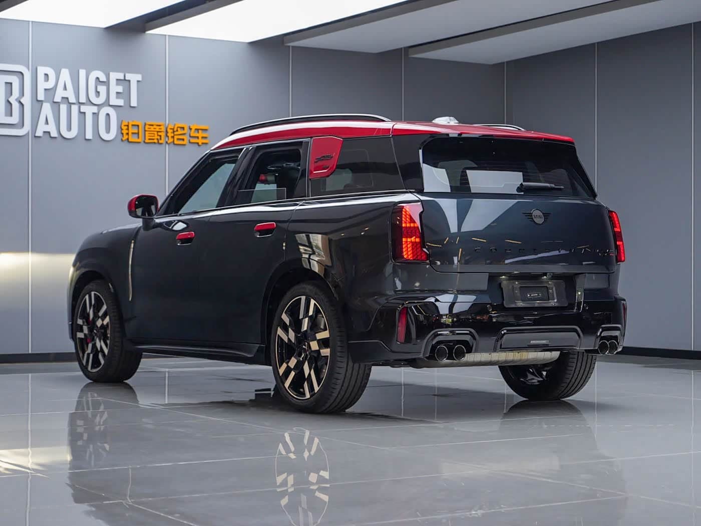 MINI JCW COUNTRYMAN 2024 — Фото 6/17