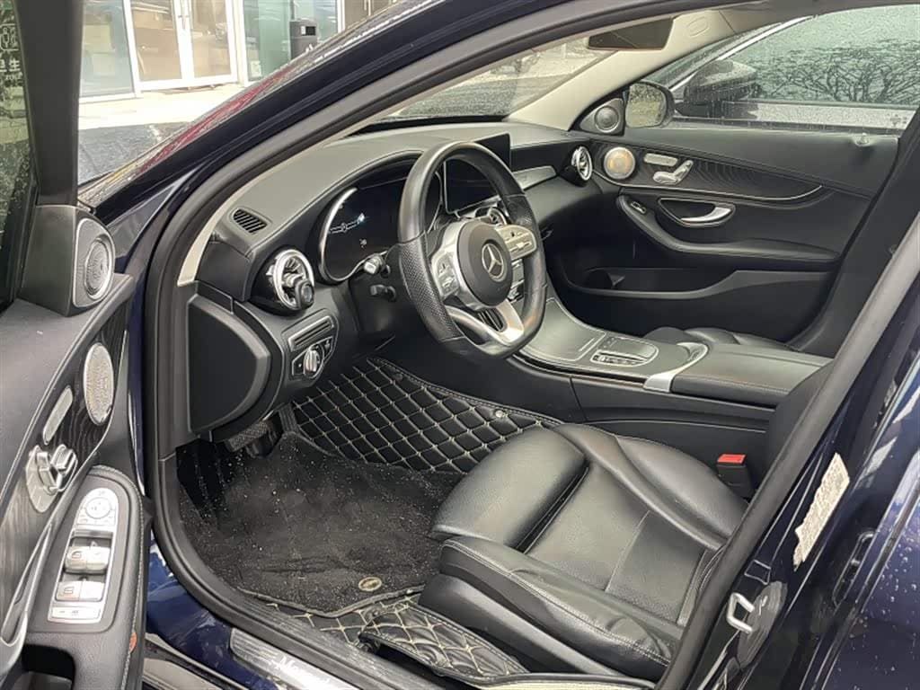 Mercedes-Benz C-Class 2020 — Фото 6/9