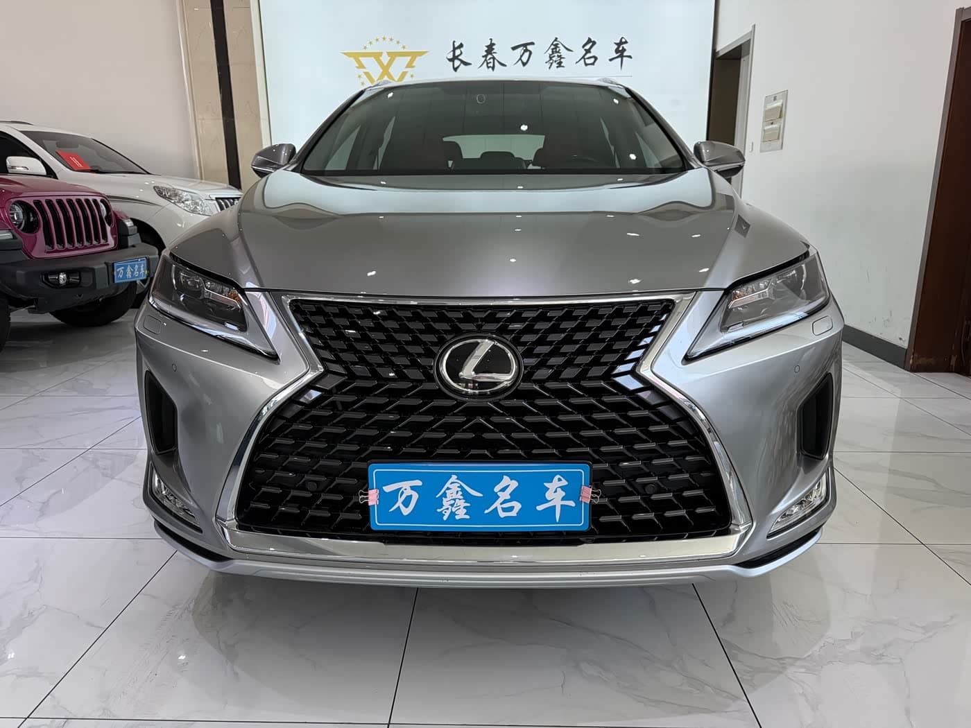 Lexus RX 2021 — Фото 2/19