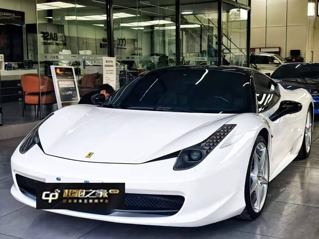 Ferrari 458, 2011