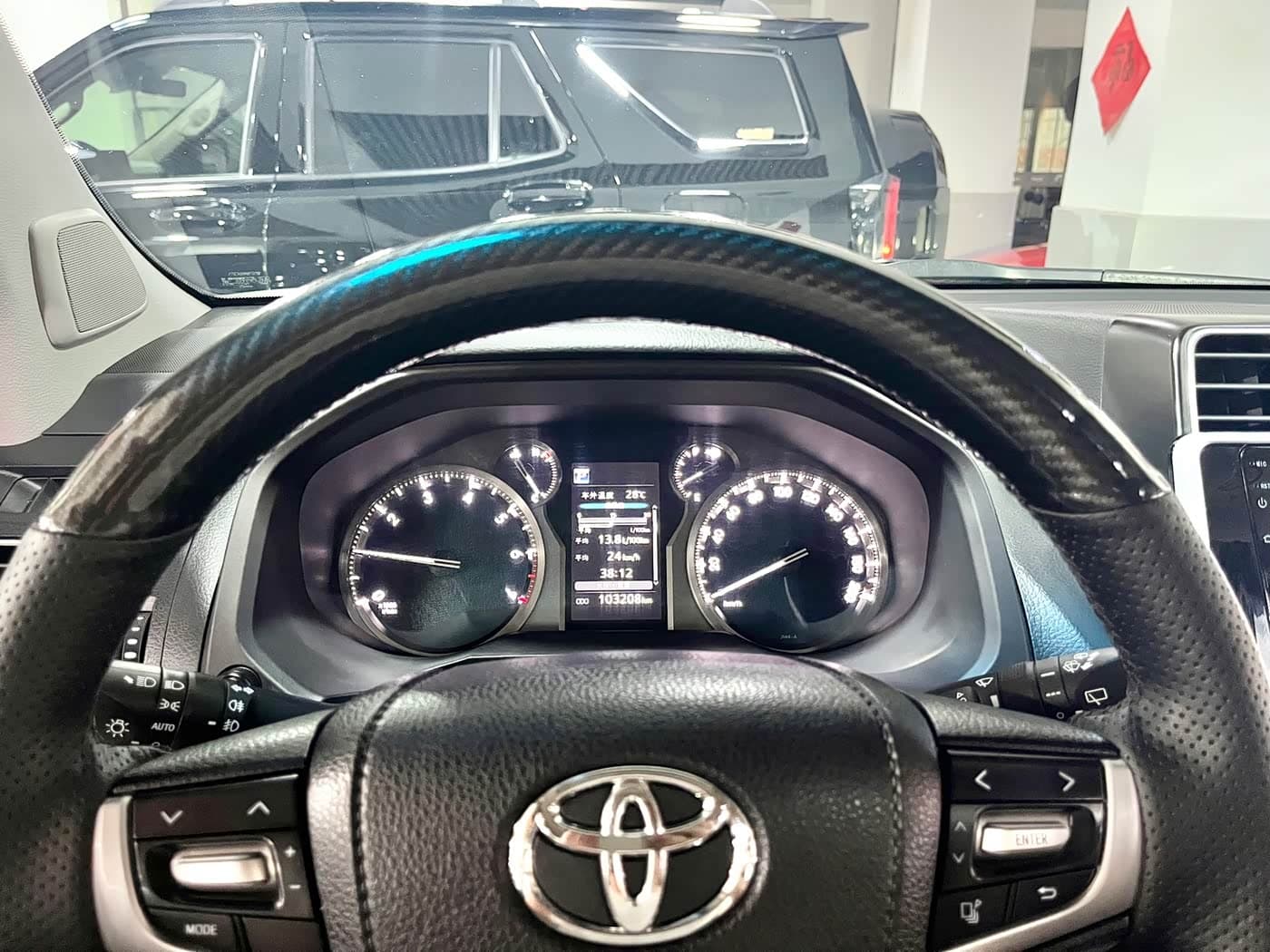 Toyota Prado 2019 — Фото 7/20