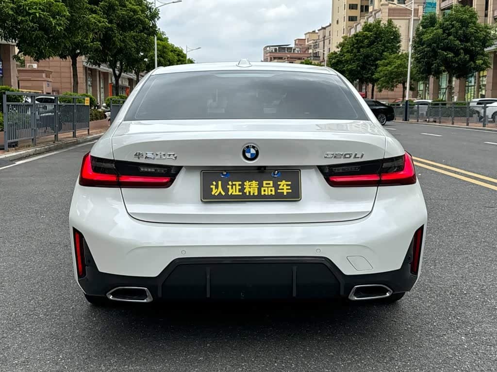 BMW 3 Series 2023 — Фото 13/20