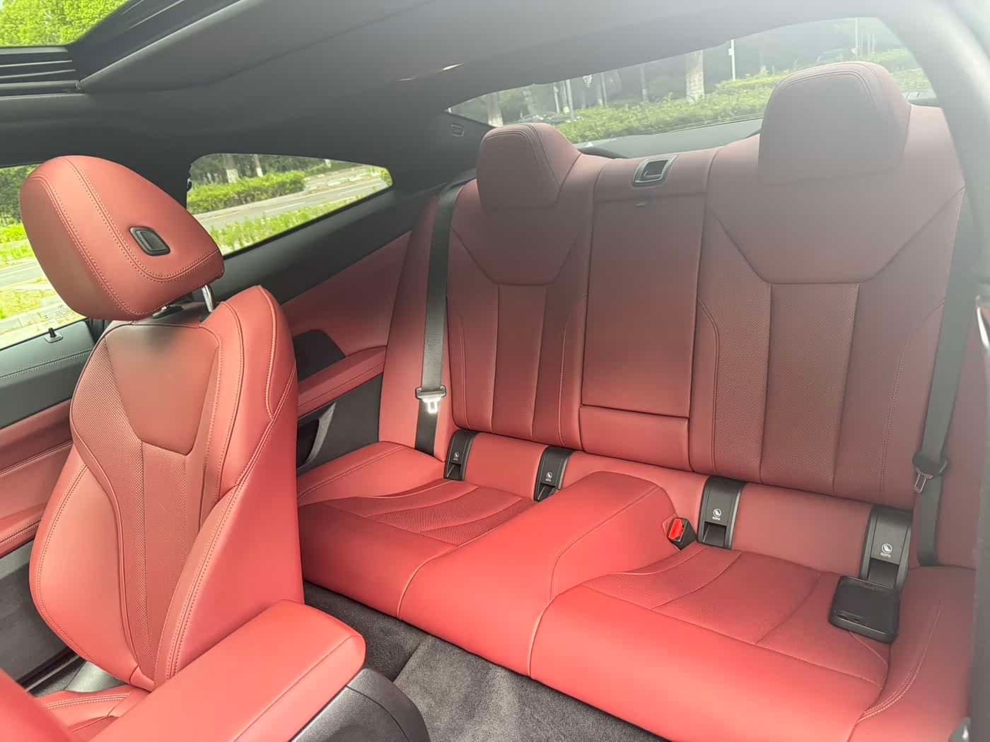 BMW 4 Series 2023 — Фото 13/15