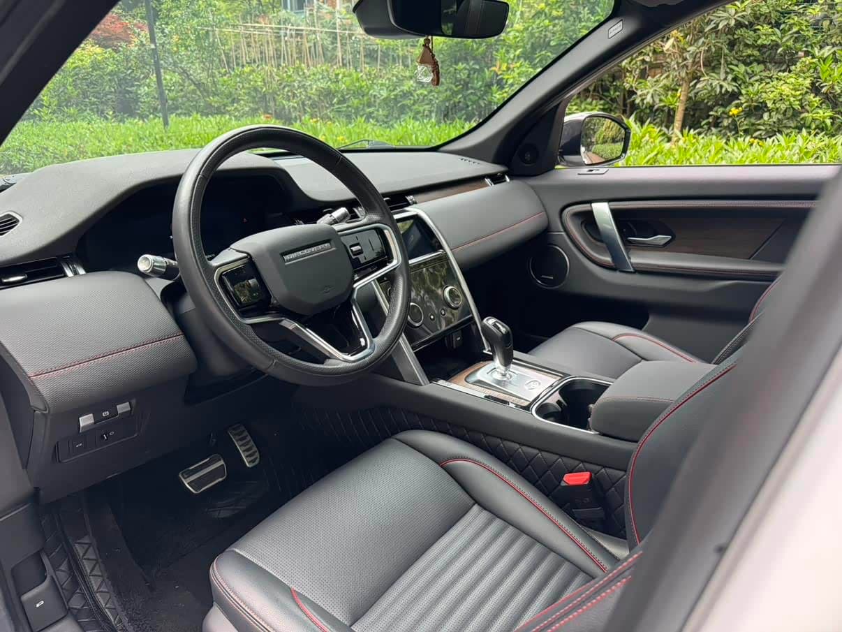 Land Rover Discovery Sport 2022 — Фото 4/9