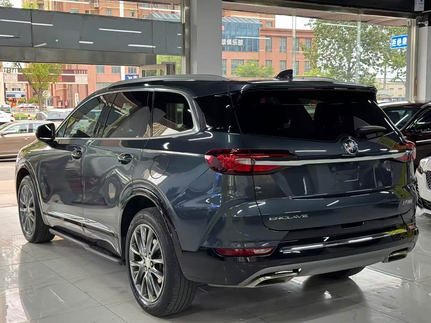 Buick Enclave 2020 — Фото 5/9