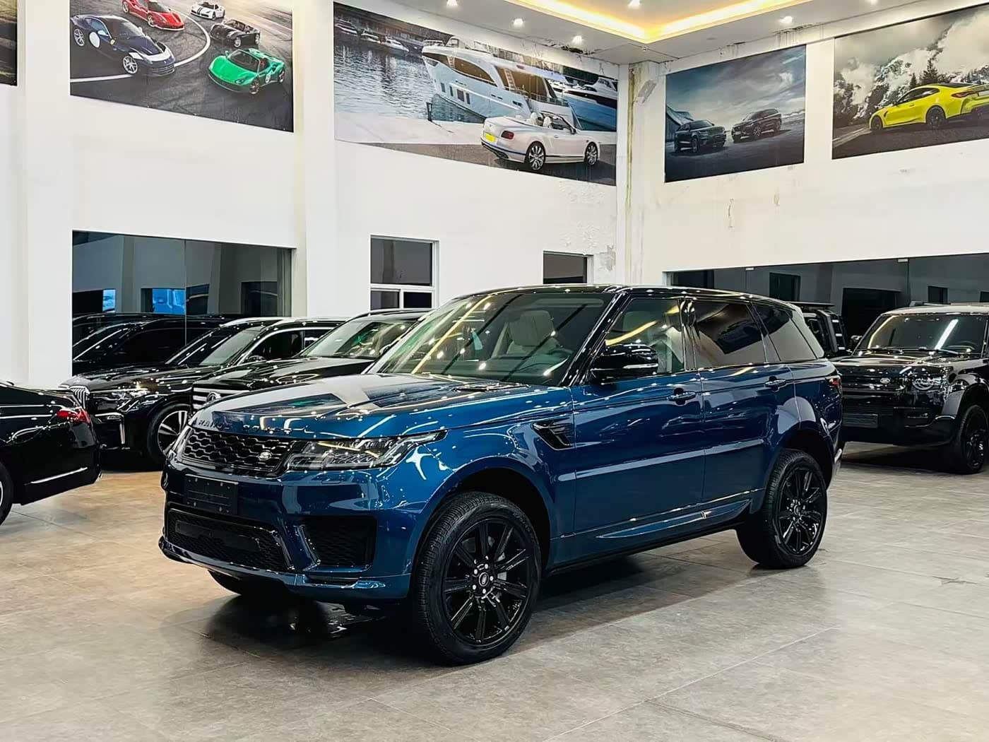 Land Rover Range Rover Sport 2023 — Фото 1/9
