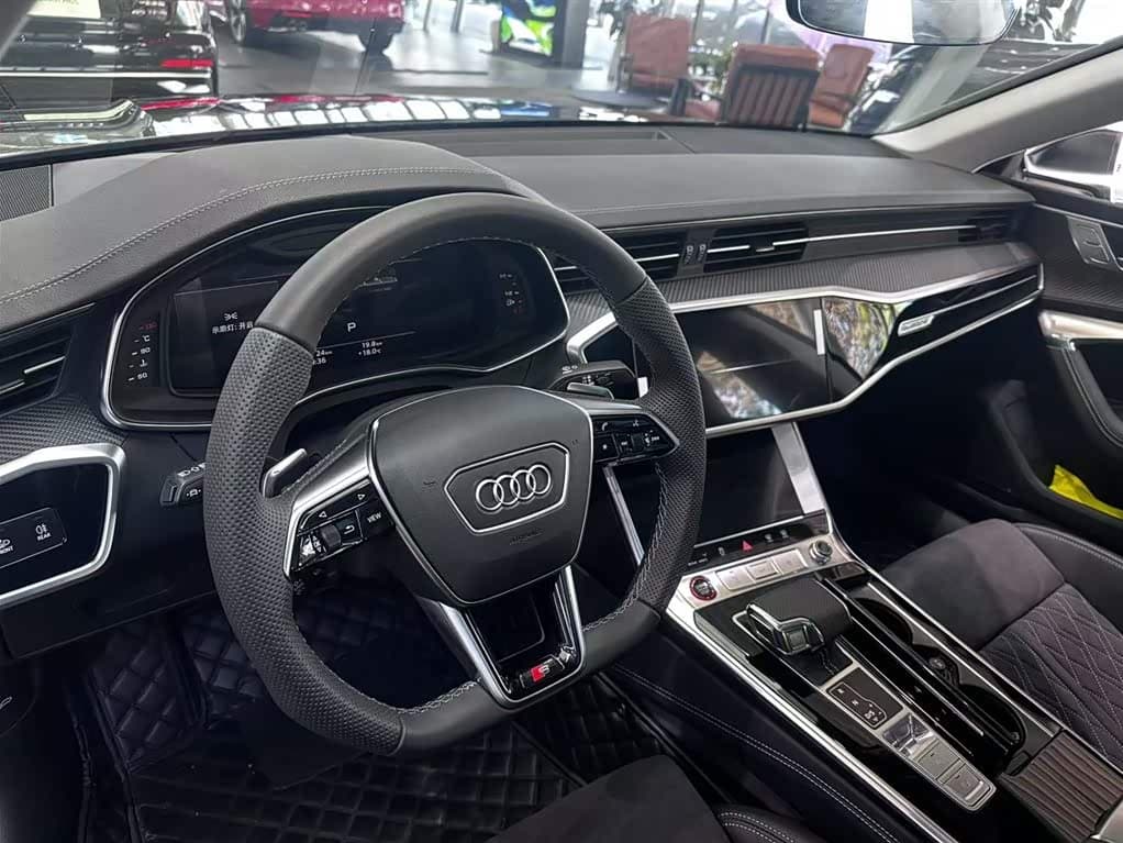 Audi S7 2025 — Фото 4/4