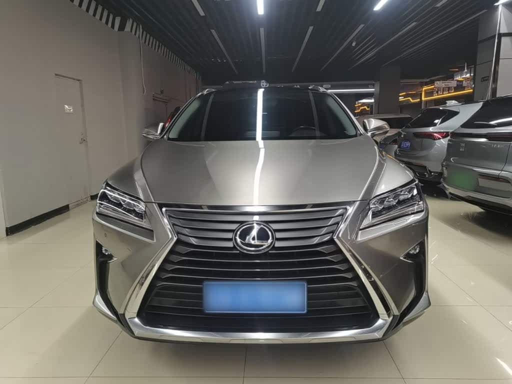 Lexus RX 2018 — Фото 3/20