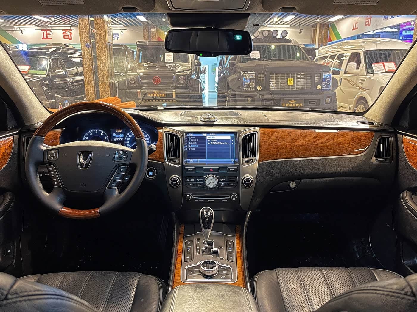 Hyundai Equus 2013 — Фото 14/20