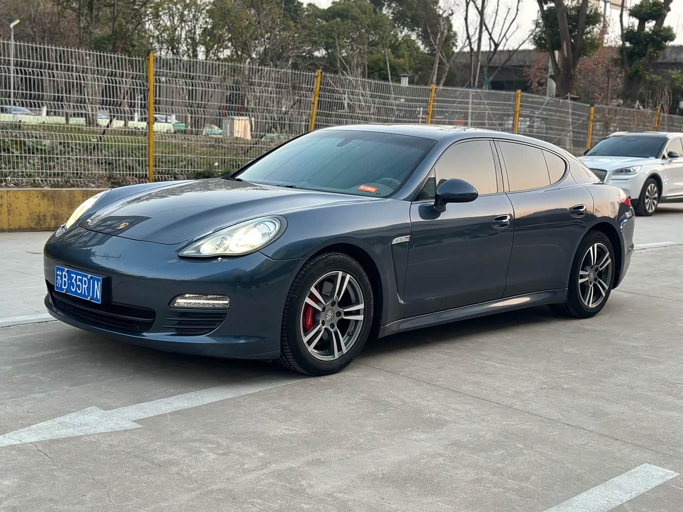 Porsche Panamera 2013 — Фото 1/13
