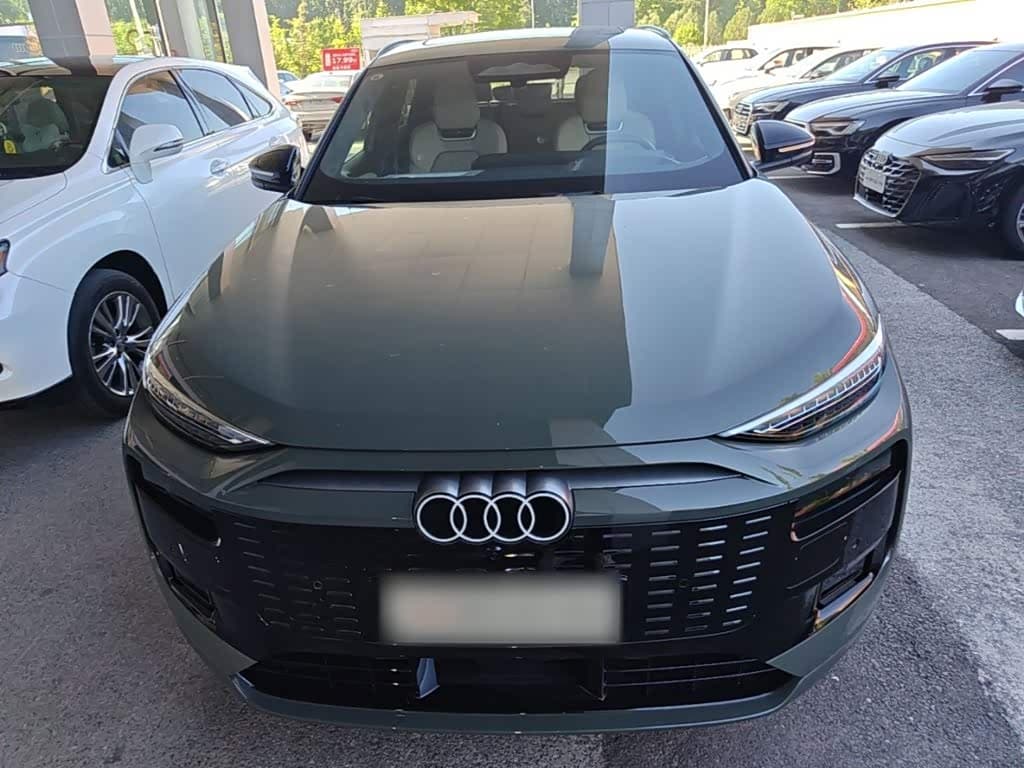 Audi Q6L e-tron 2026 — Фото 3/20
