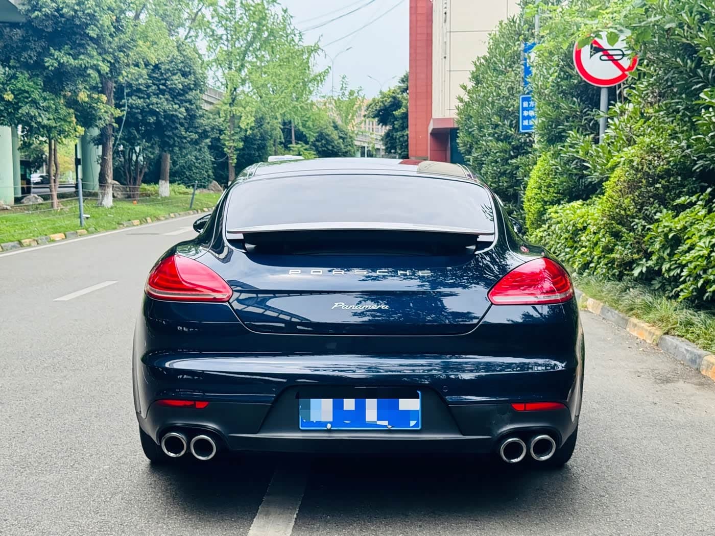 Porsche Panamera 2016 — Фото 16/17