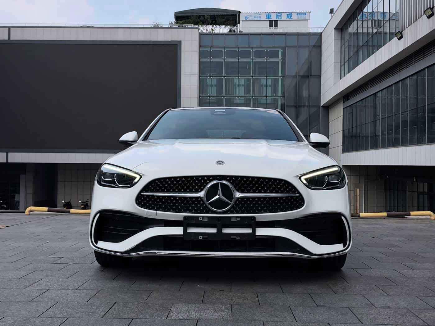 Mercedes-Benz C-Class 2023 — Фото 2/11