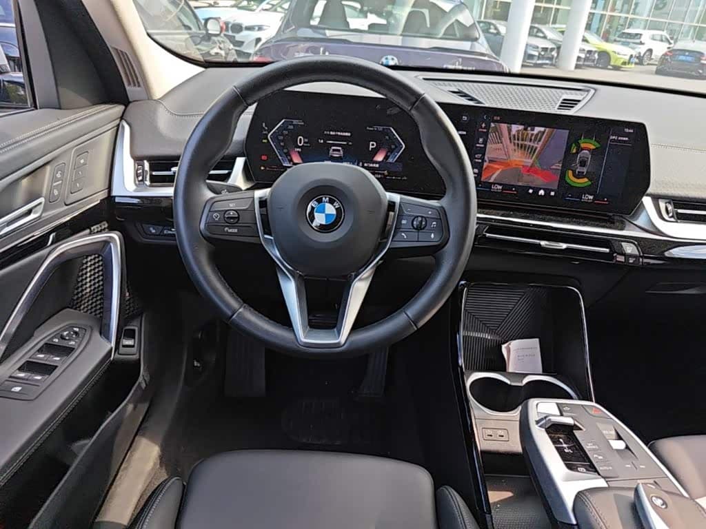 BMW X2 2025 — Фото 15/20