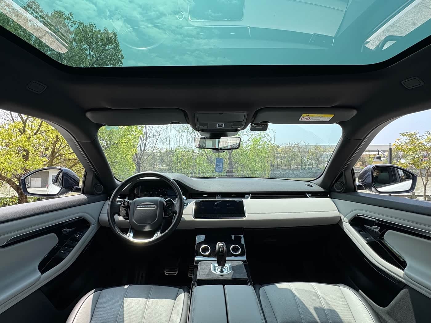 Land Rover Range Rover Evoque 2020 — Фото 16/20