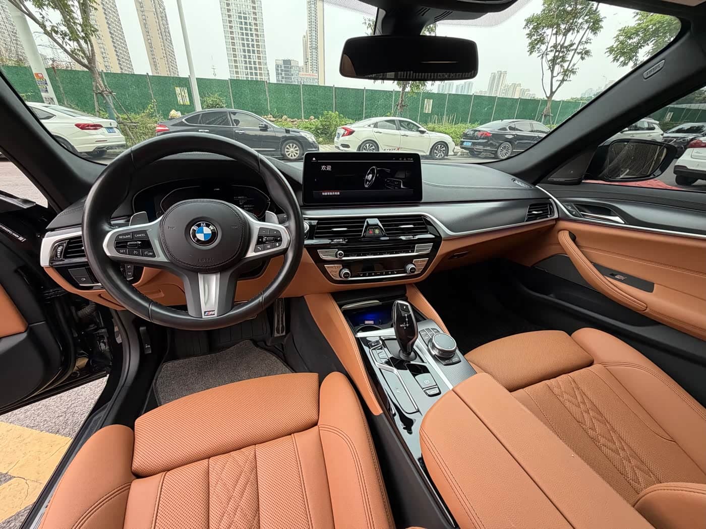 BMW 5 Series 2023 — Фото 8/14