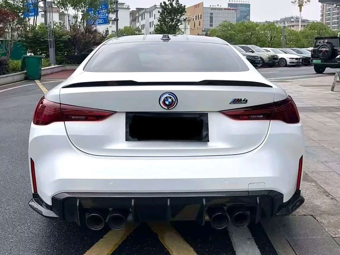 BMW M4 2025 — Фото 5/6