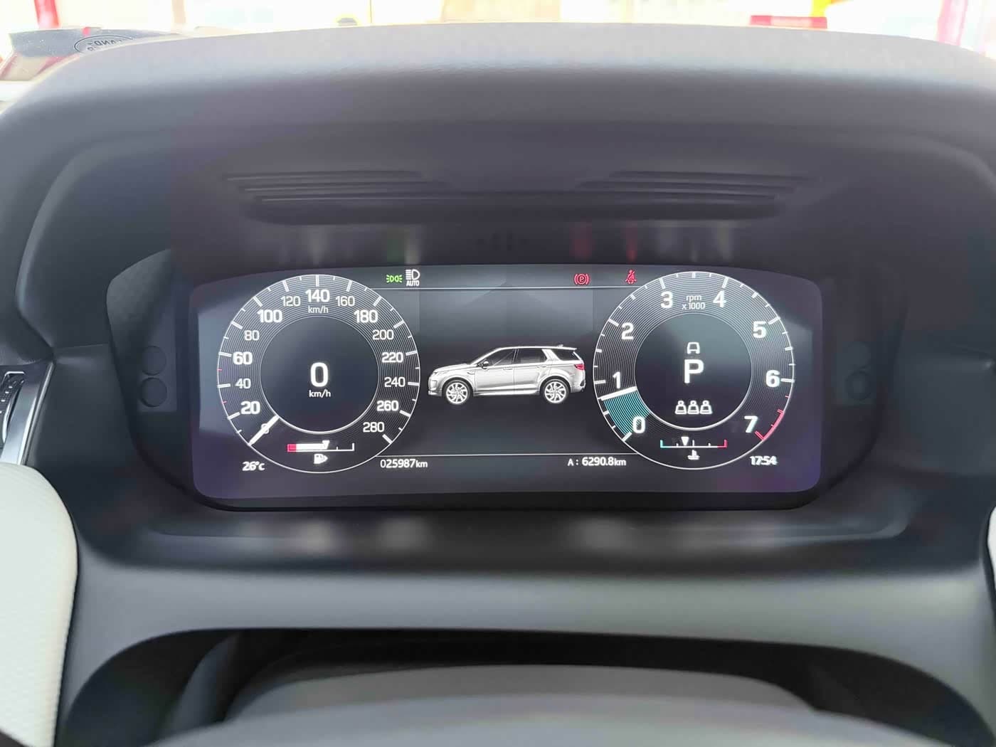 Land Rover Discovery Sport 2022 — Фото 10/20